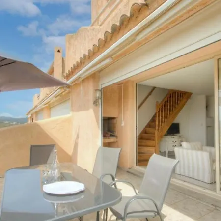 Terrasse Du Levant *